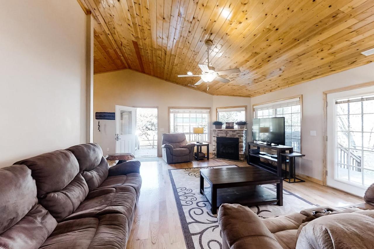 3 Bed 2 Bath Vacation Home In Whittier Exterior foto